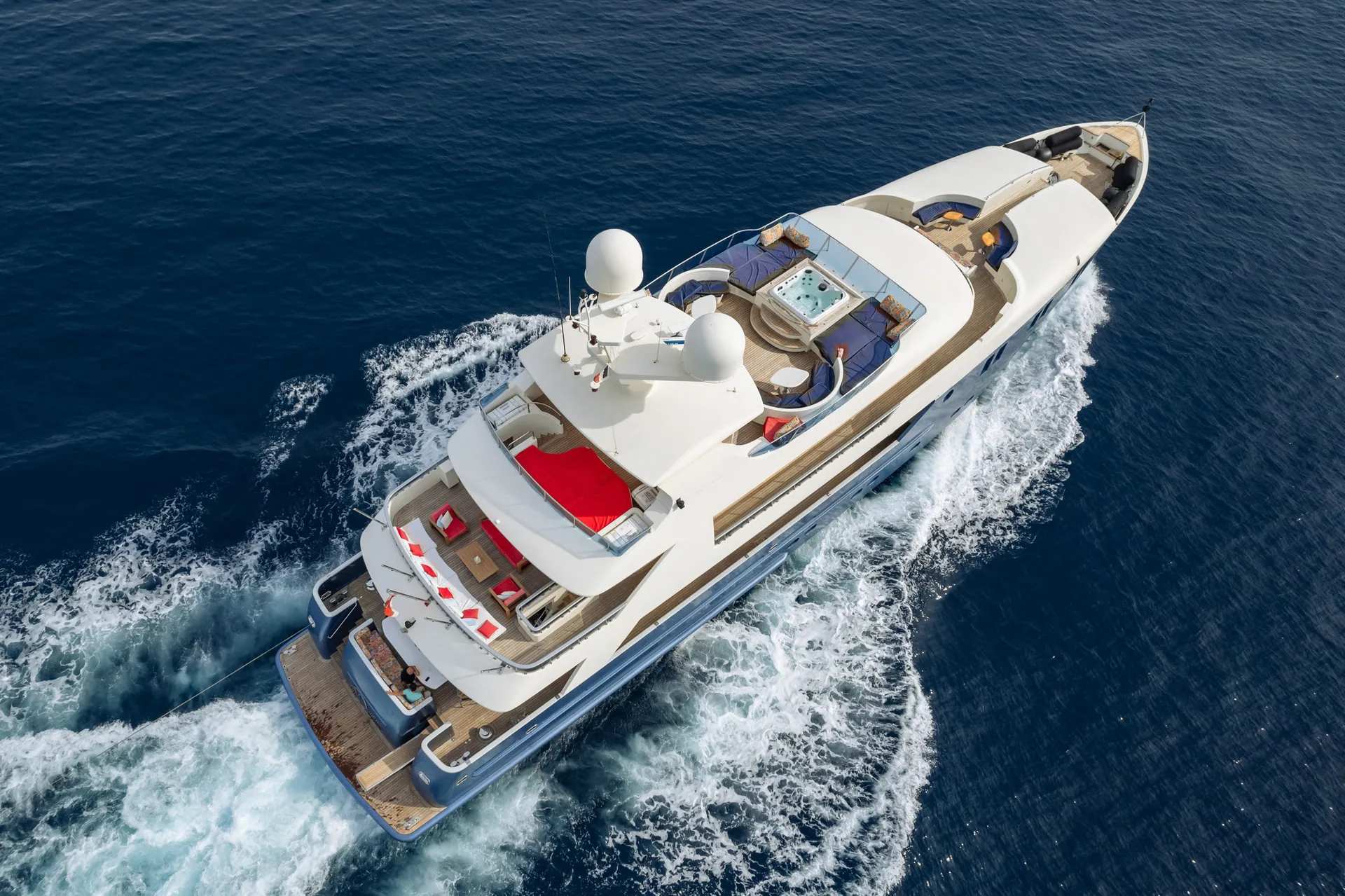 Irama - yacht charter photo 6