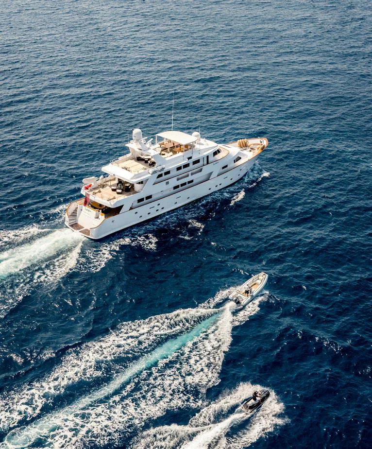 Jojo - yacht charter photo 6