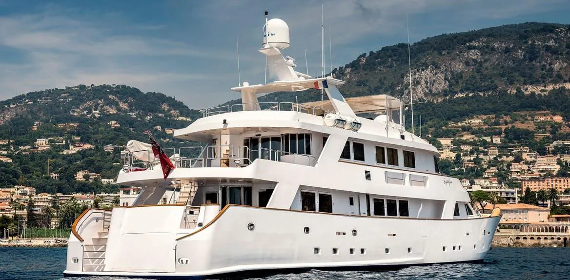 Jojo - yacht charter photo 18