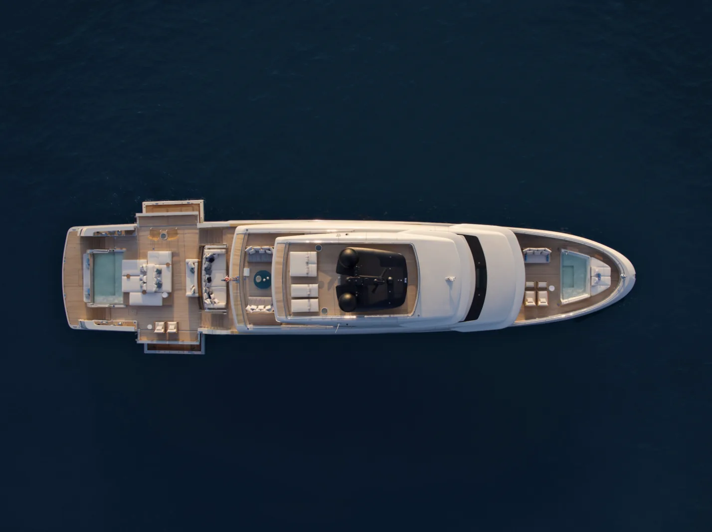 LA LA LAND - yacht charter photo 4