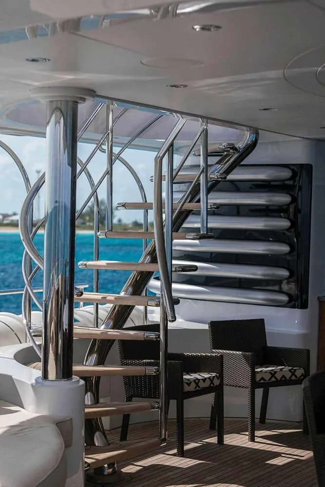 LADY BETH - yacht charter photo 7