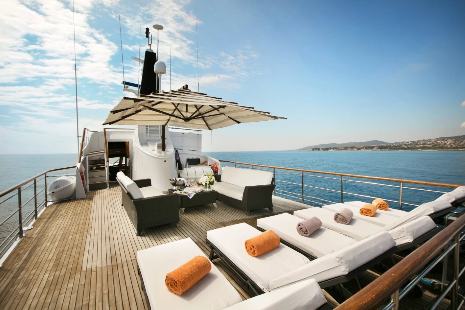 LADY JERSEY - yacht charter photo 7