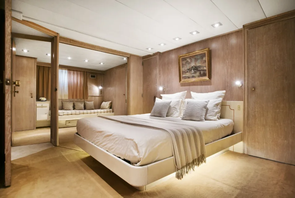 LADY JERSEY - yacht charter photo 16