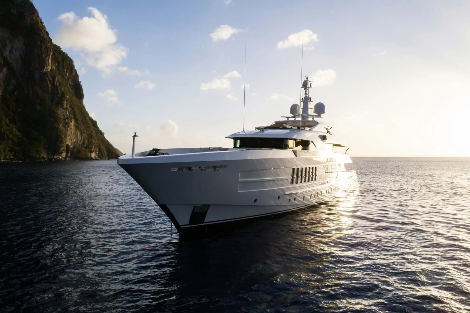 LAURENTIA - yacht charter photo 4