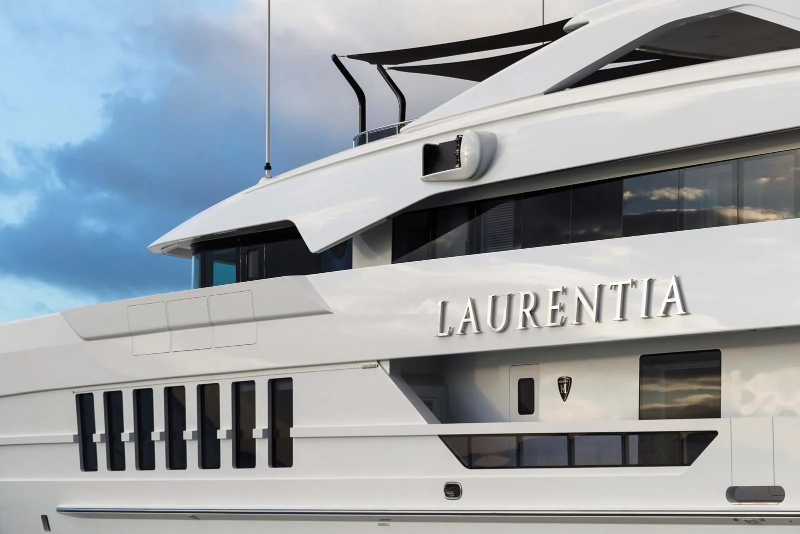 LAURENTIA - yacht charter photo 5