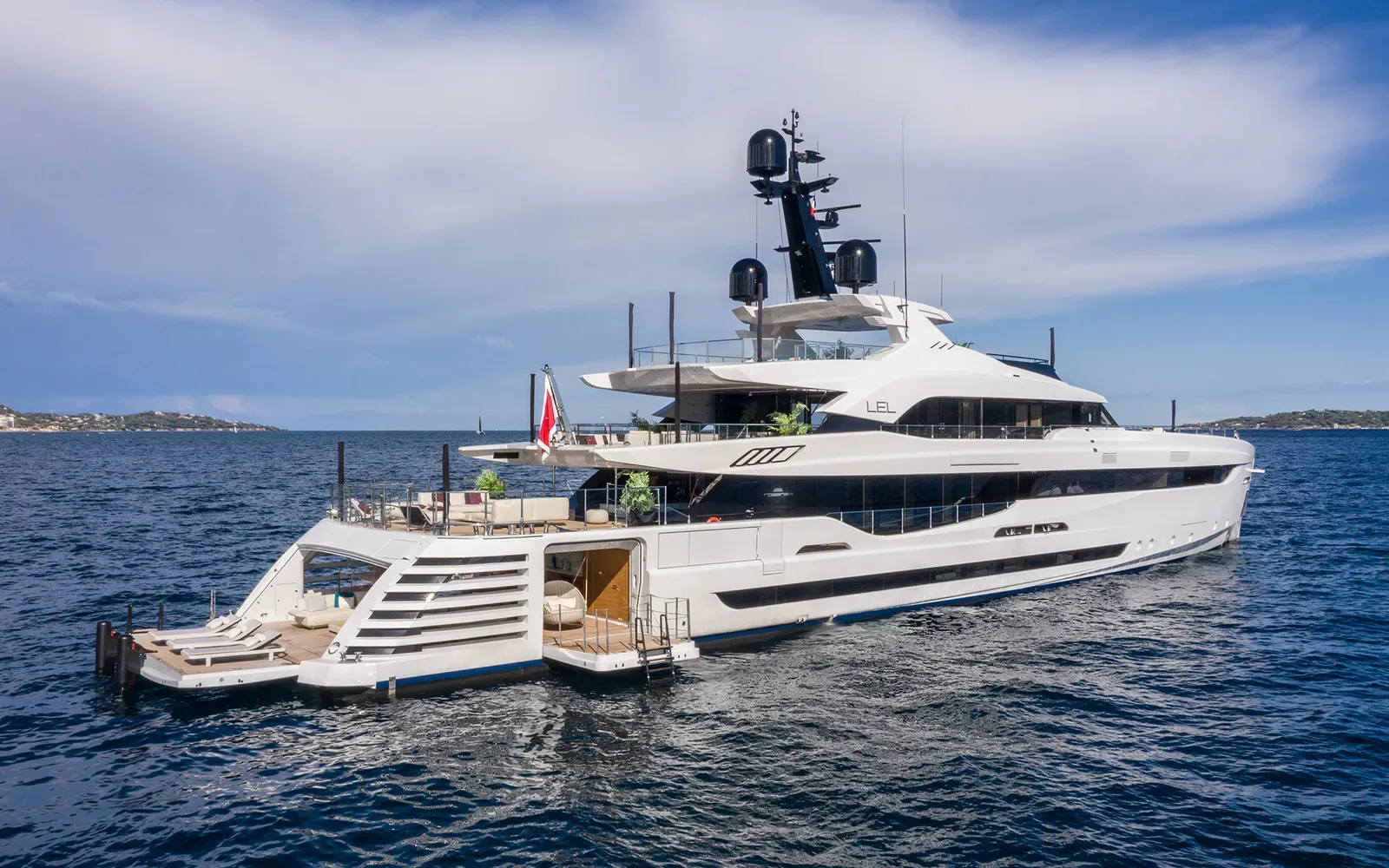 LEL - yacht charter photo 5
