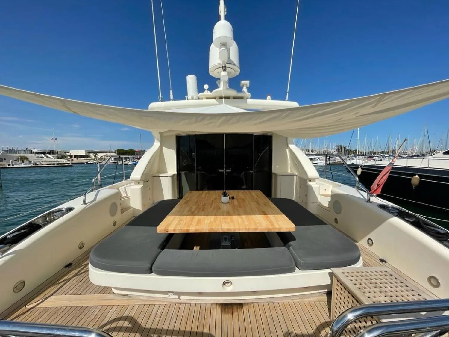 LEOPARD 24 - yacht charter photo 9