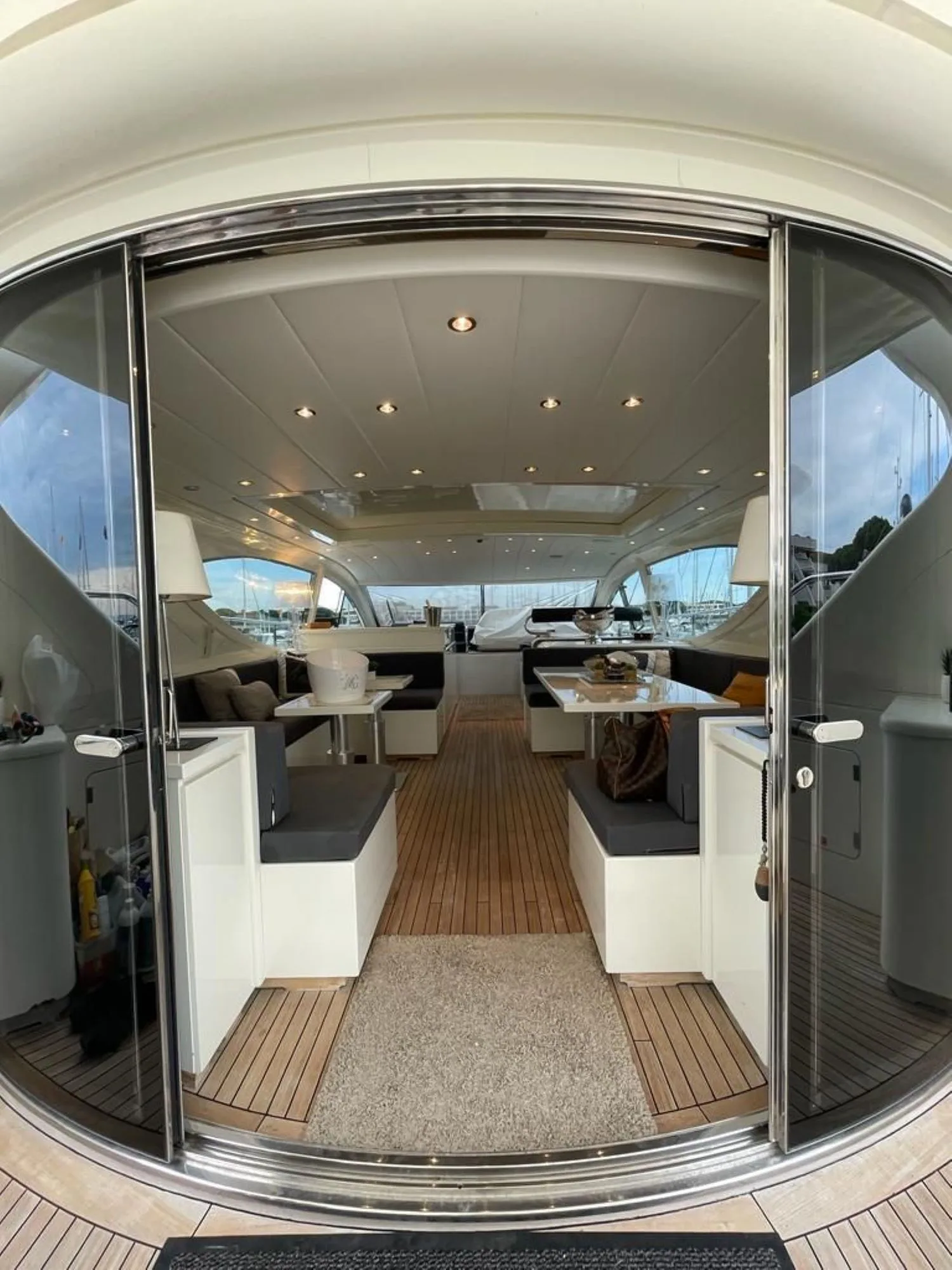 LEOPARD 24 - yacht charter photo 12