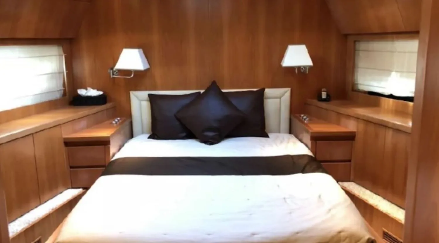 LEOPARD 24 - yacht charter photo 16