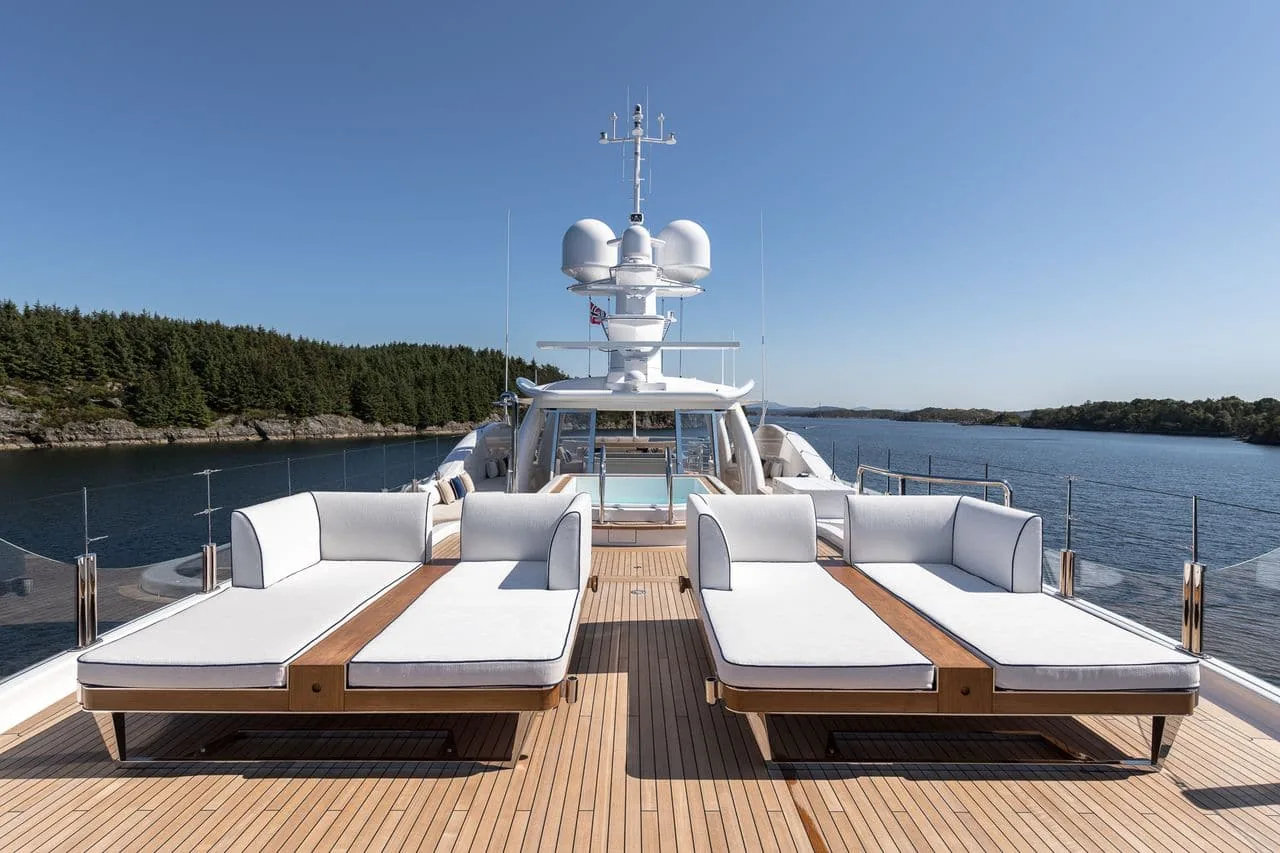 LILI - yacht charter photo 7