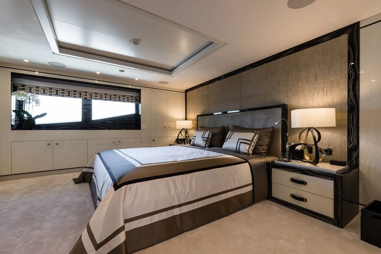 LILI - yacht charter photo 18