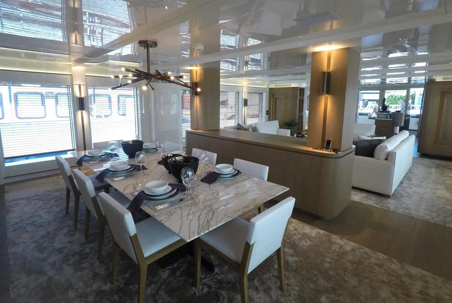 LIQUID SKY - yacht charter photo 16