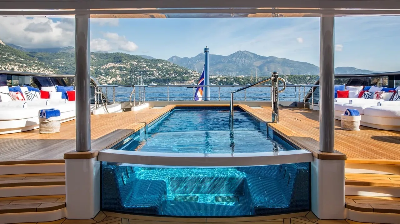 MADSUMMER - yacht charter photo 9