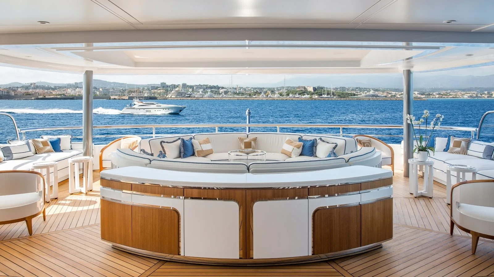 MADSUMMER - yacht charter photo 16