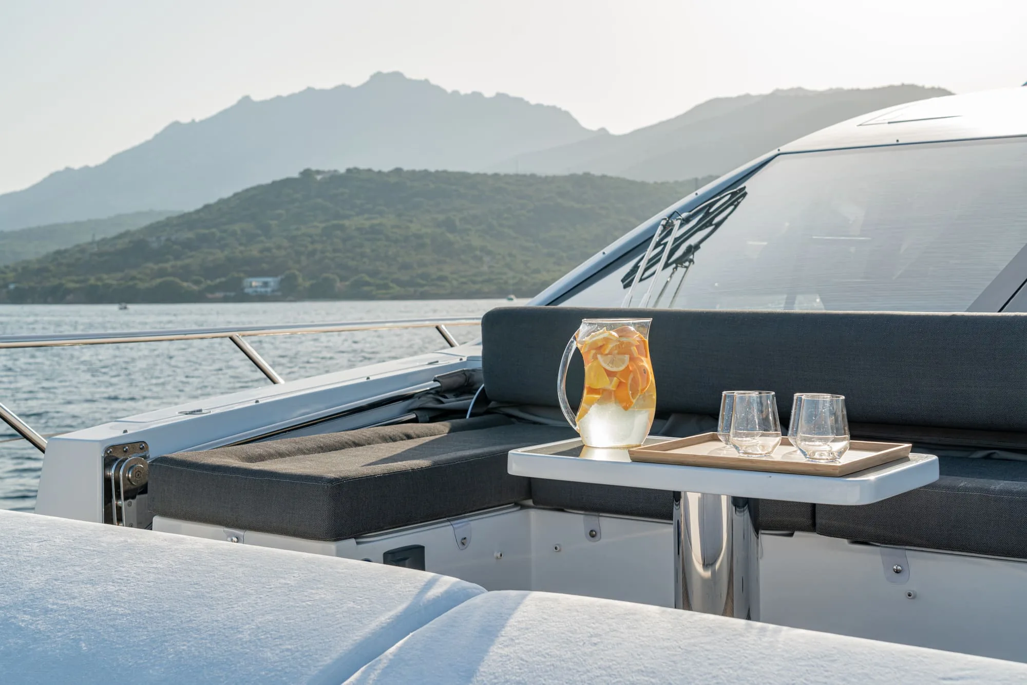 MANARA I - yacht charter photo 8