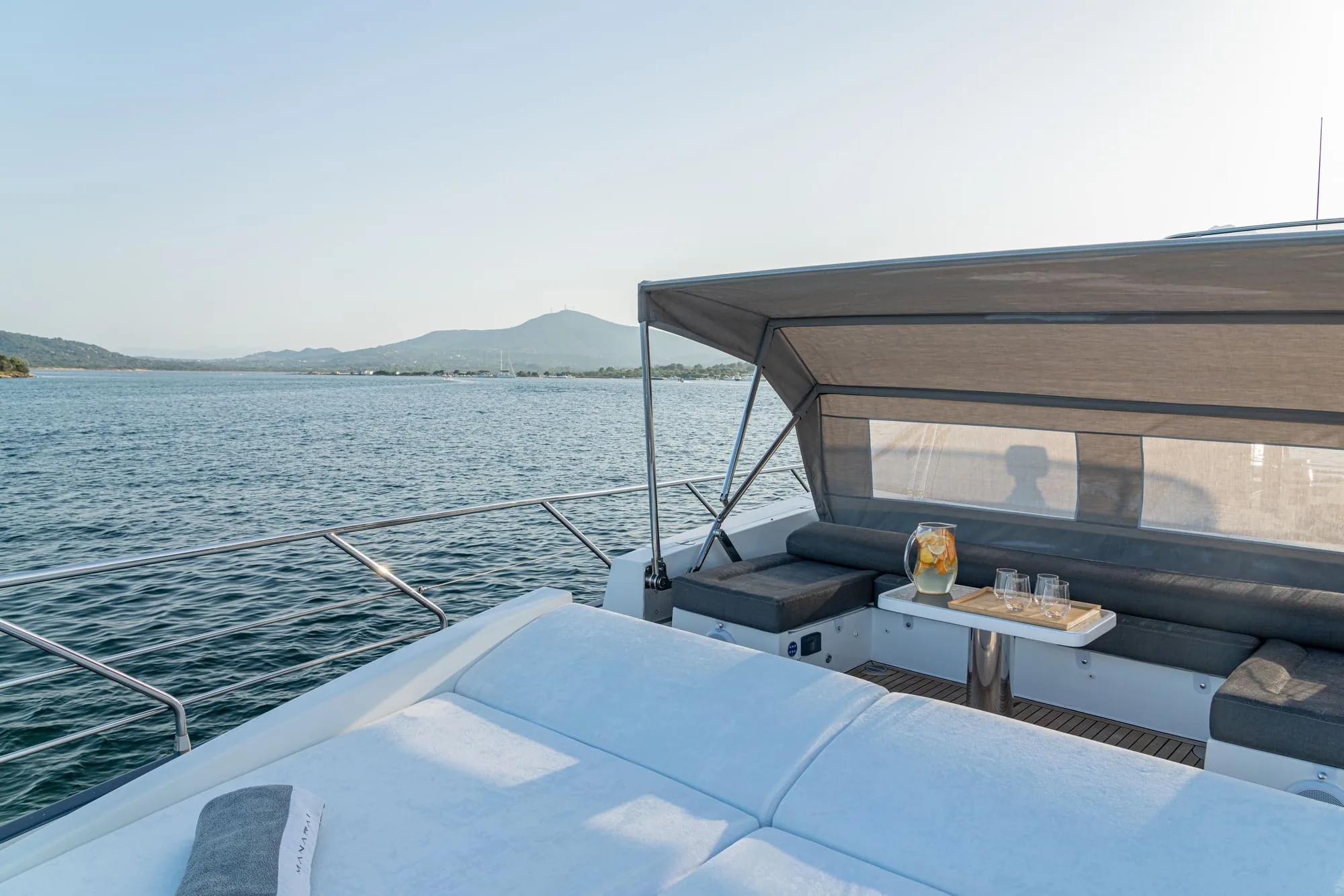 MANARA I - yacht charter photo 11