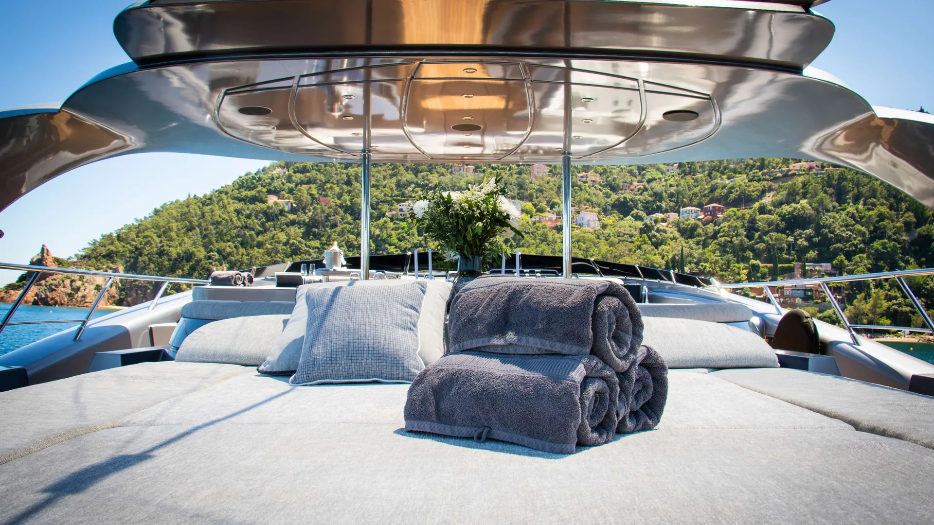 Matsu - yacht charter photo 14