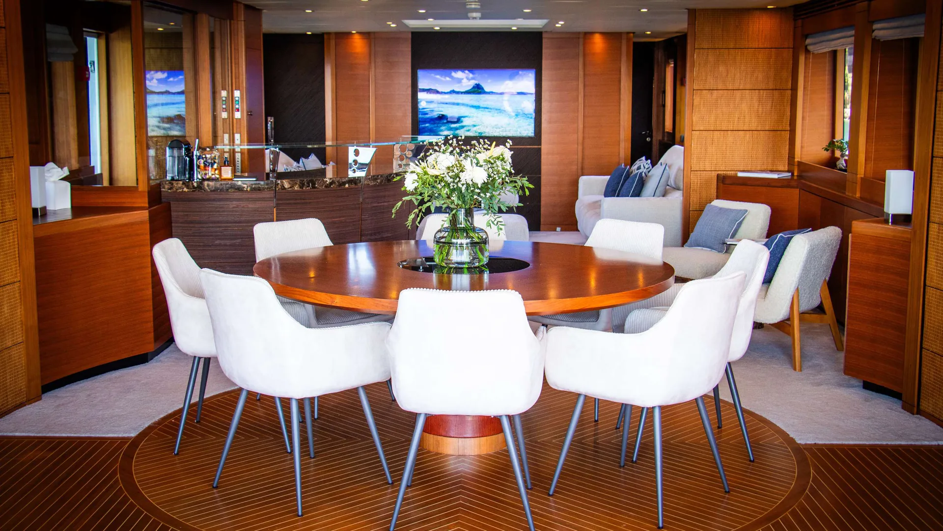Matsu - yacht charter photo 16
