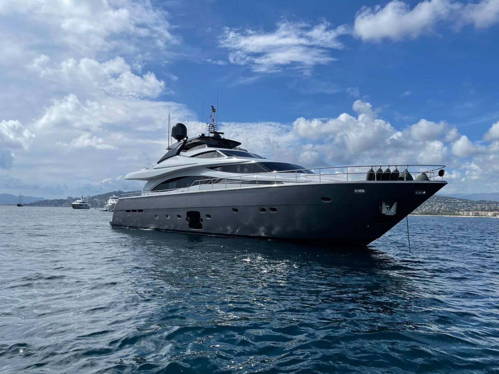MAXI BEER - yacht charter photo 2