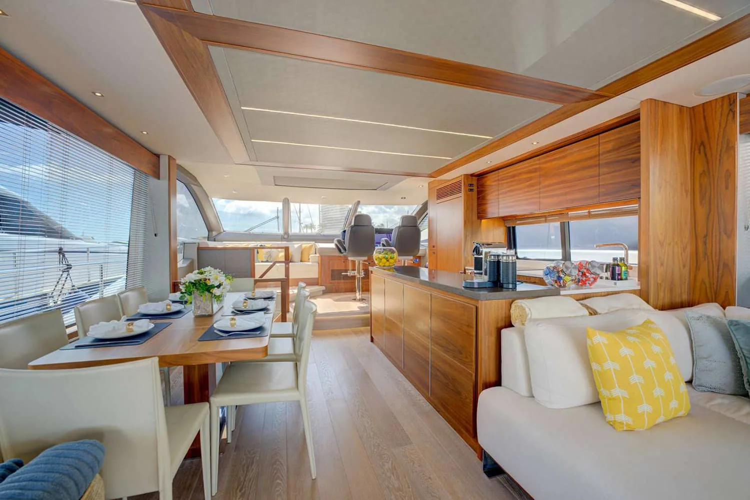 MIKEL ANGELO - yacht charter photo 3