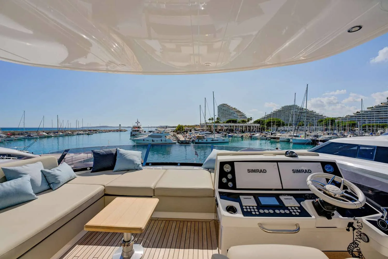 MIKEL ANGELO - yacht charter photo 12