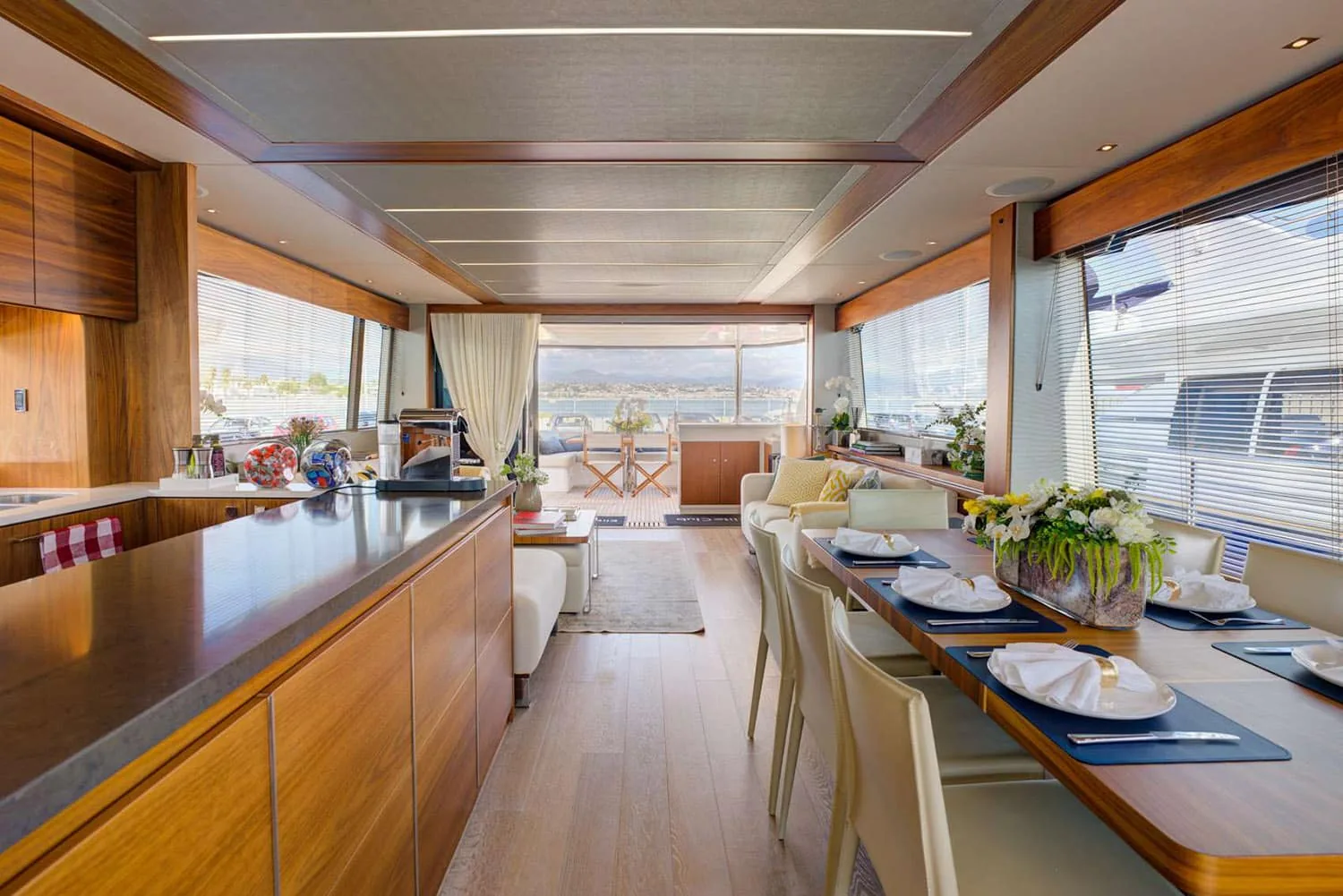 MIKEL ANGELO - yacht charter photo 14