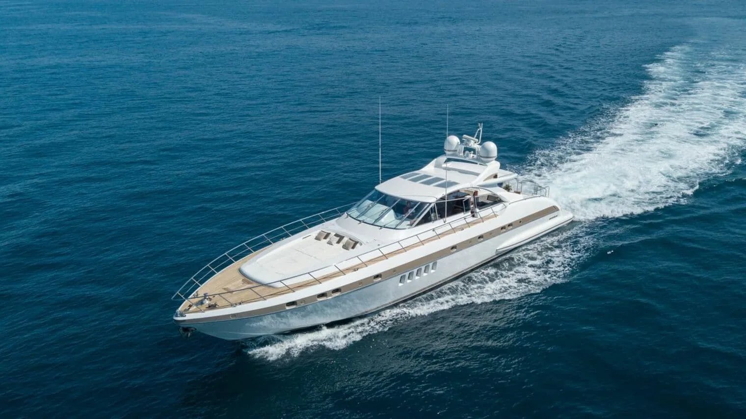 MR M - yacht charter photo 4