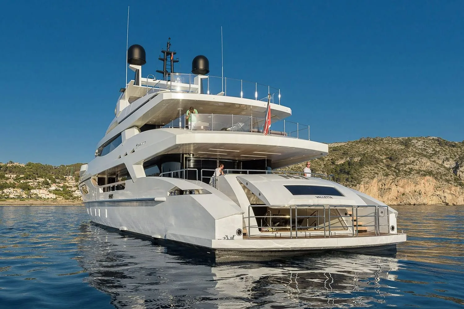 MR T - yacht charter photo 5