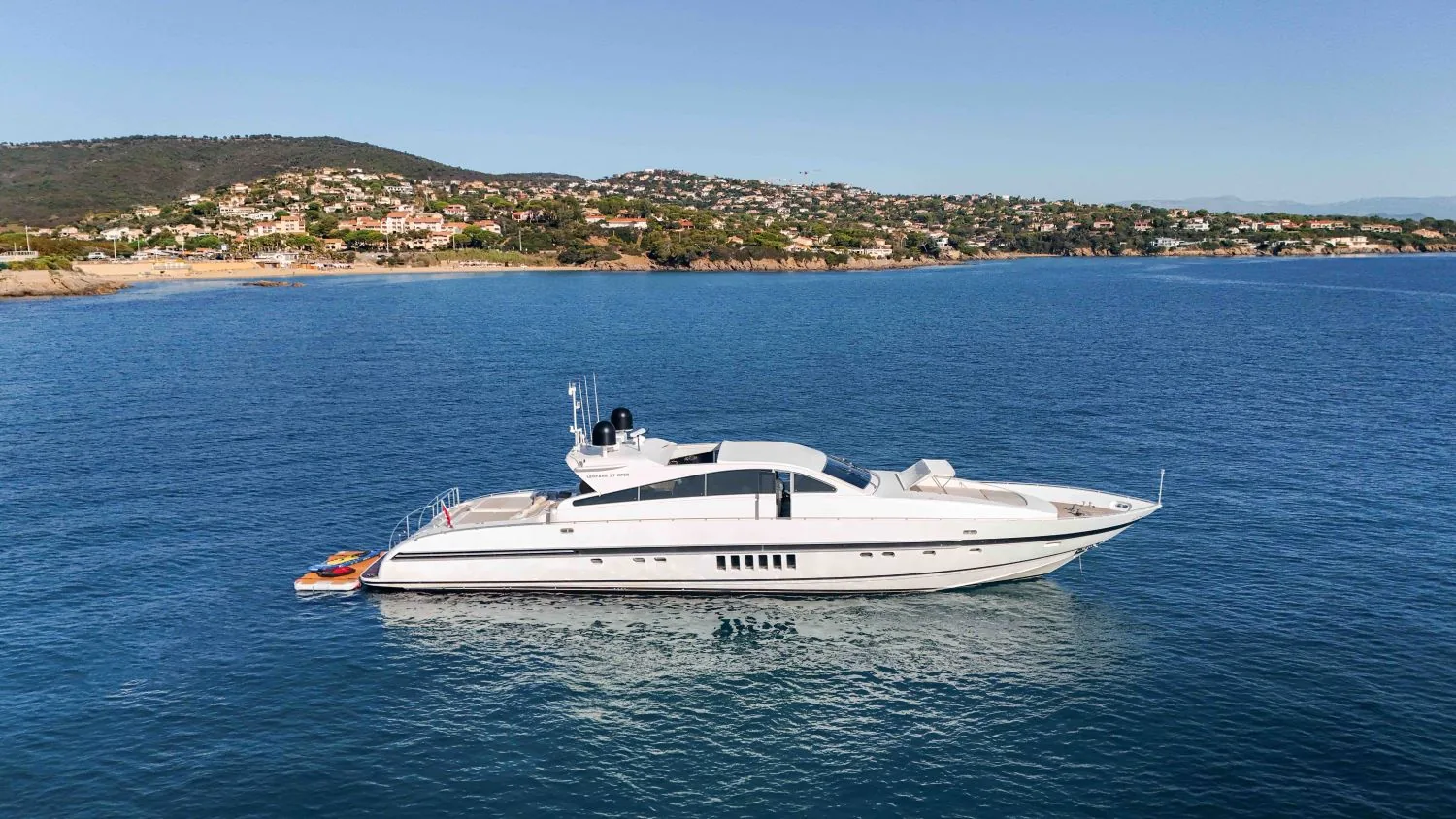 NOTORIOUS - yacht charter photo 2