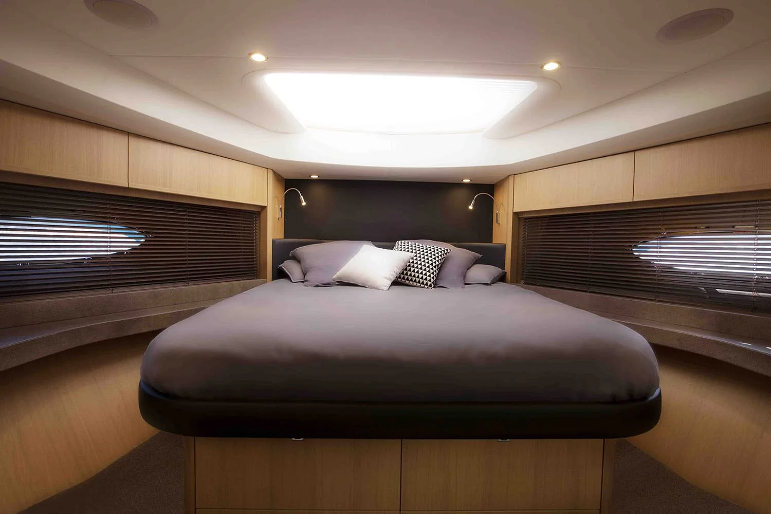 OBSESSIO - yacht charter photo 11