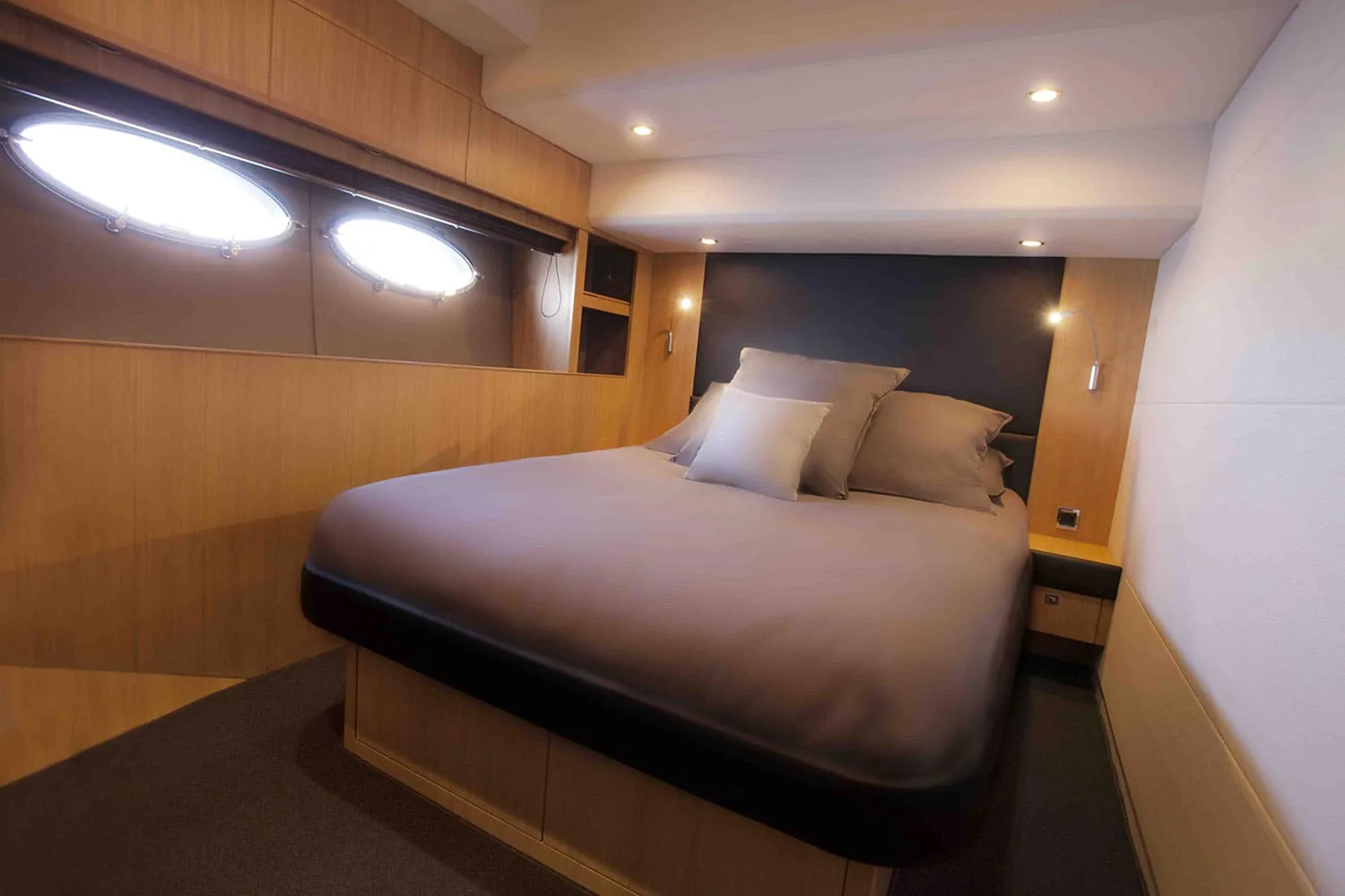 OBSESSIO - yacht charter photo 12