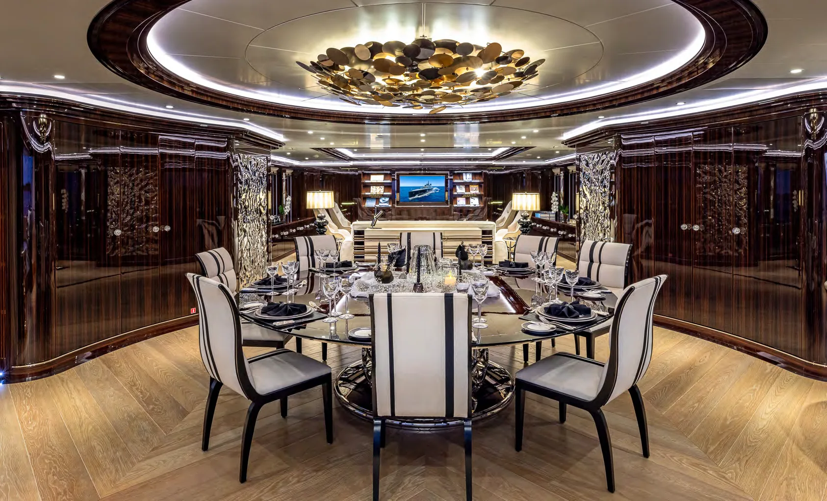 OKTO - yacht charter photo 4