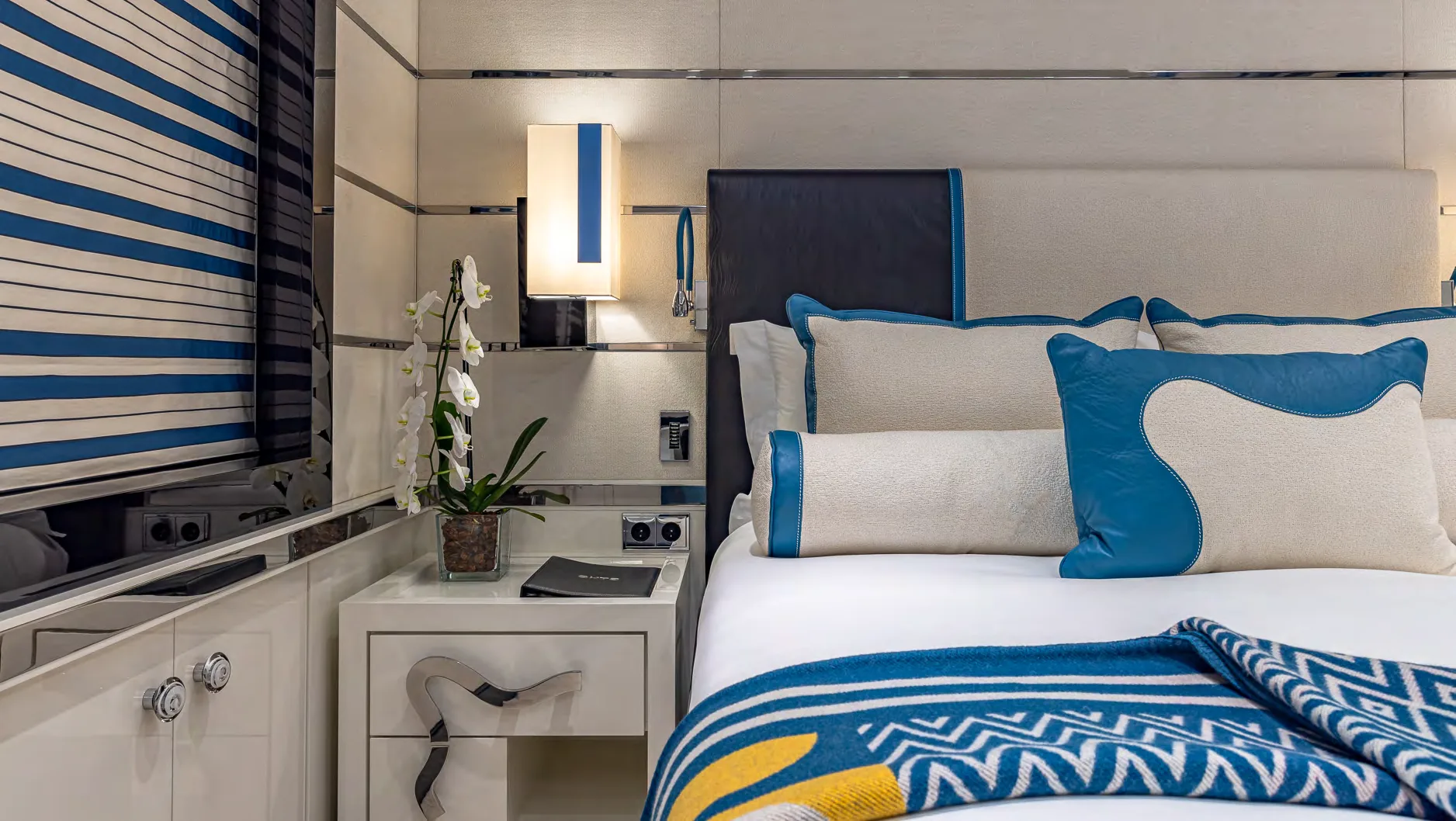 OKTO - yacht charter photo 15