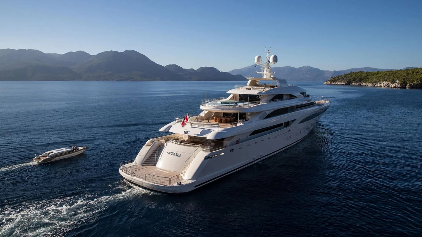 OPTASIA - yacht charter photo 3