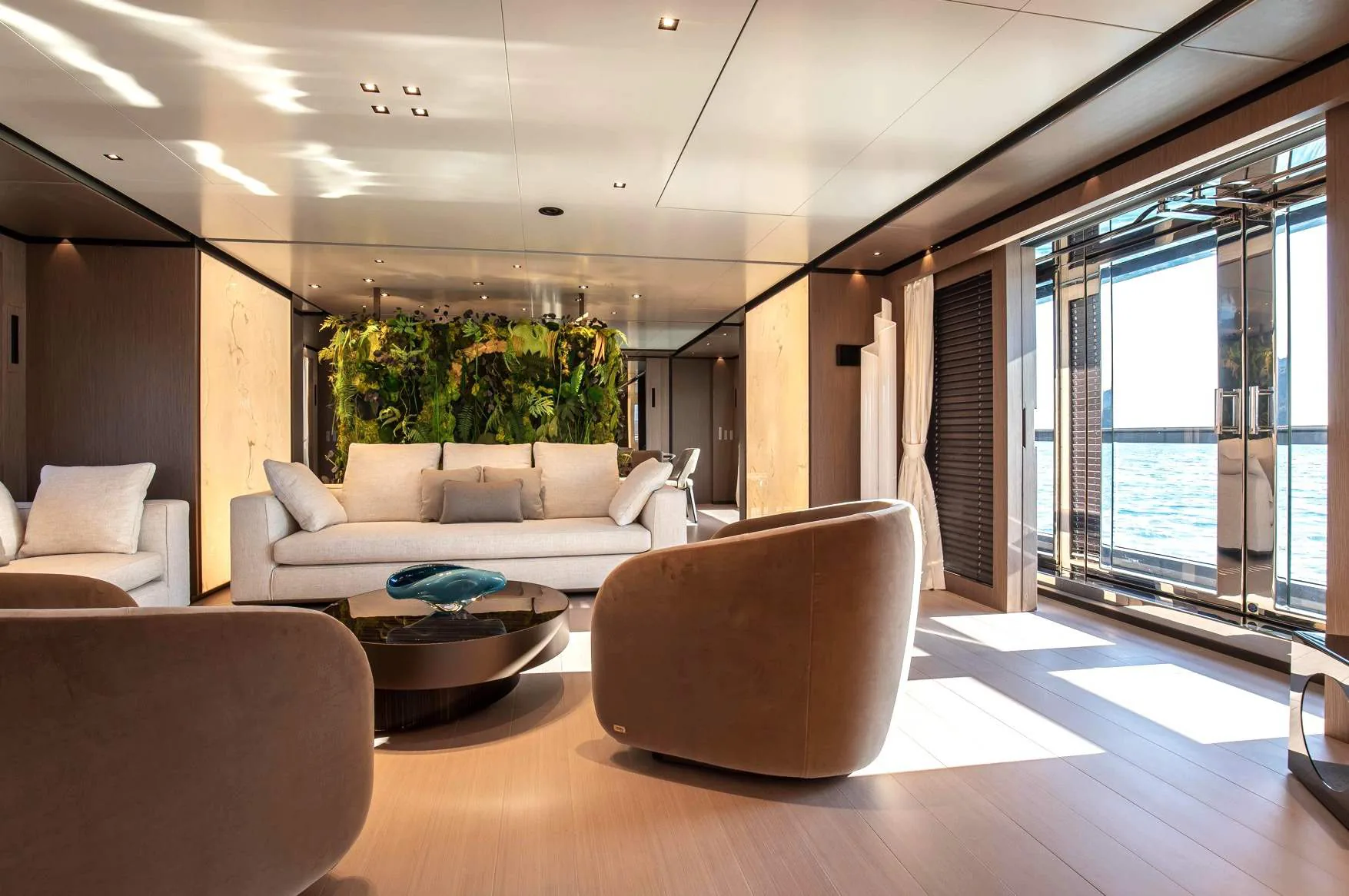 Panam - yacht charter photo 3