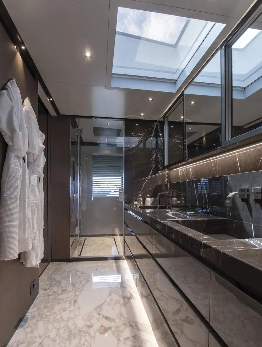 Panam - yacht charter photo 8