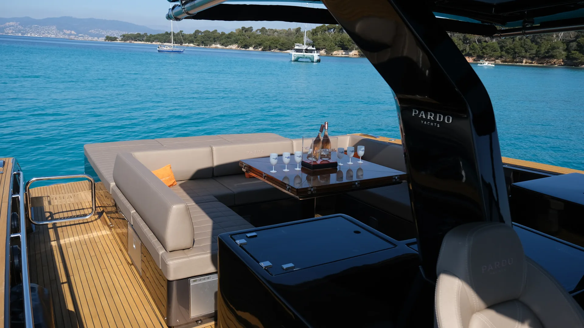 Pardo 50 - yacht charter photo 10