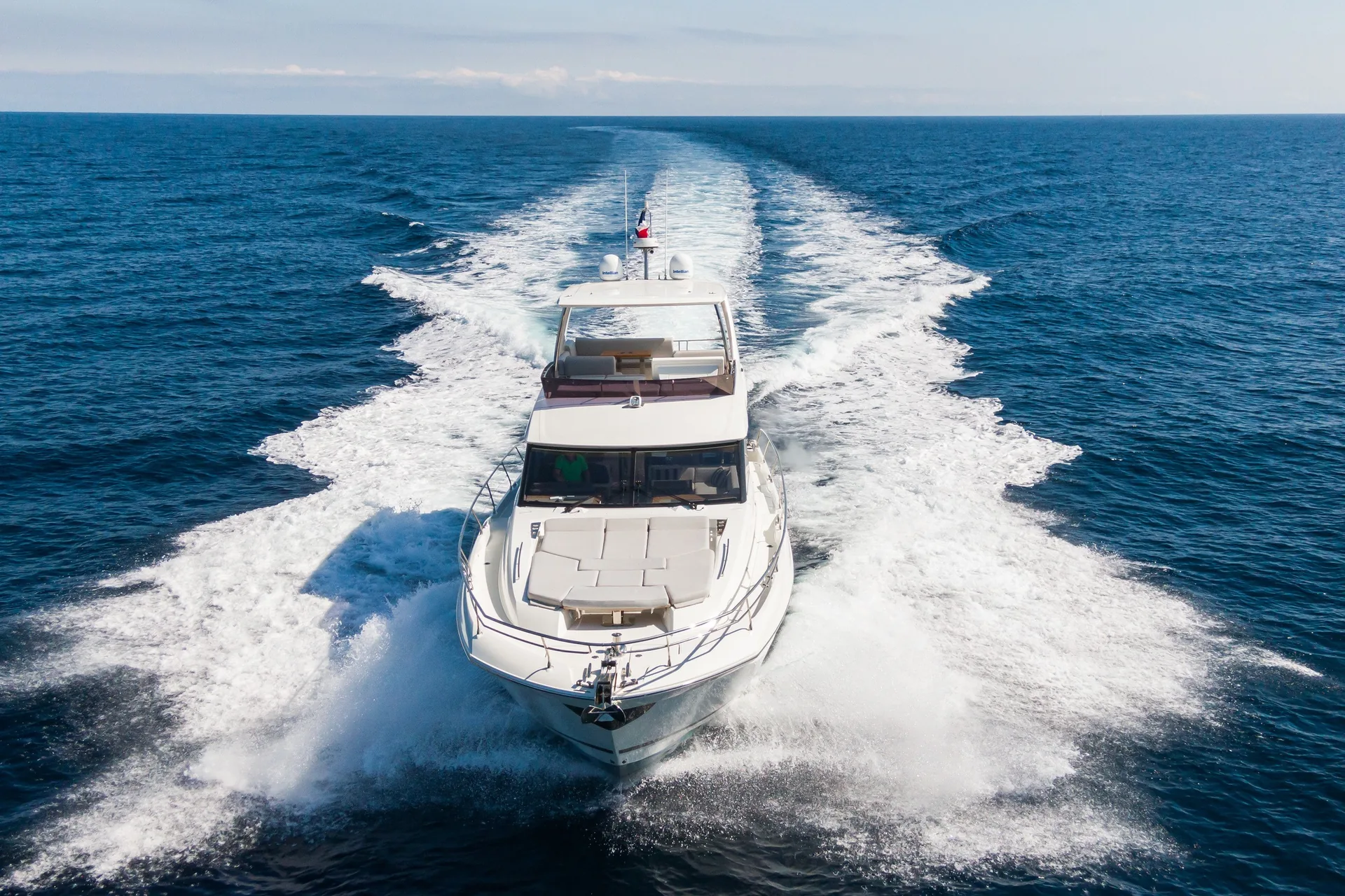 Prestige 590 - yacht charter photo 3