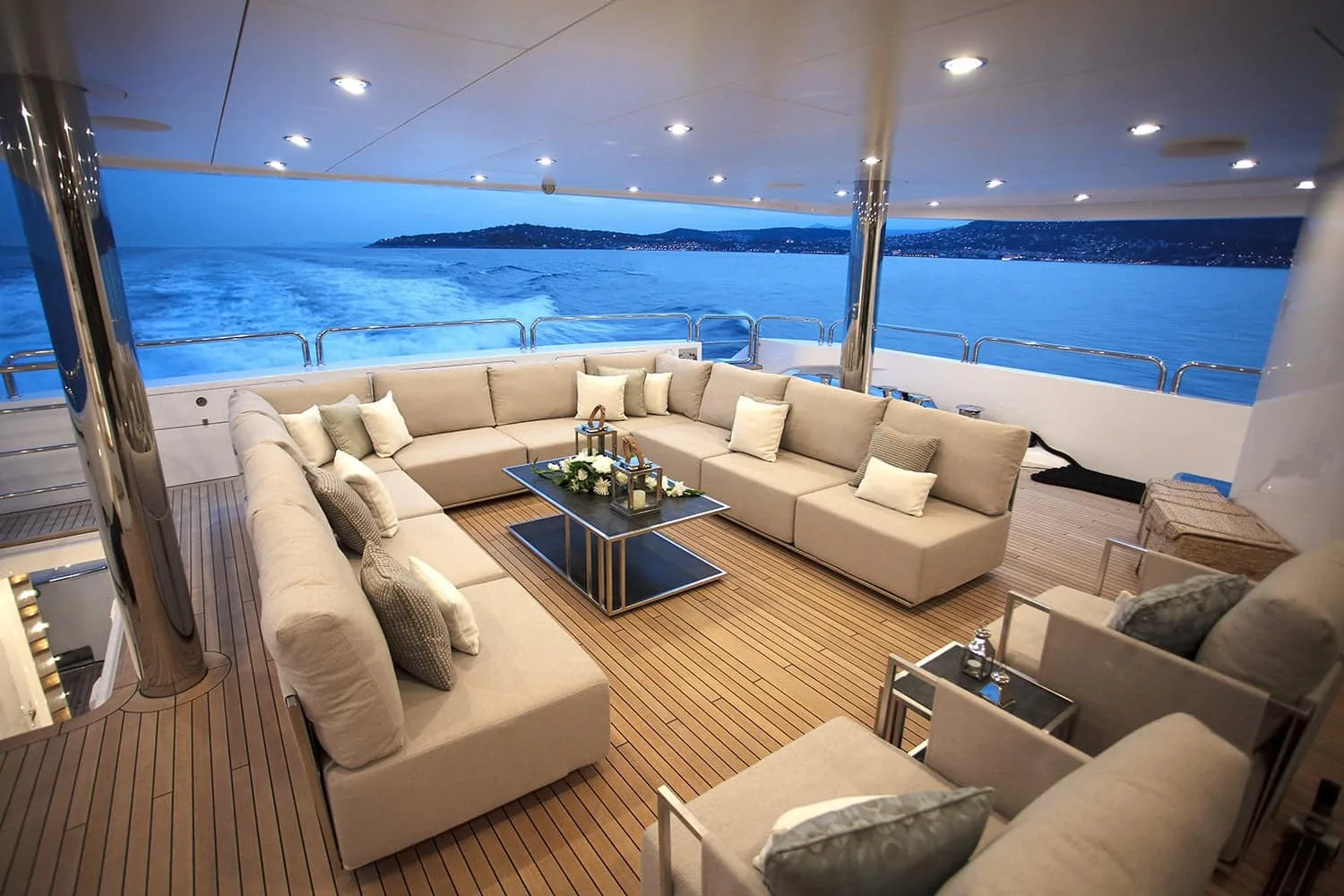 PRINCESS AVK - yacht charter photo 9