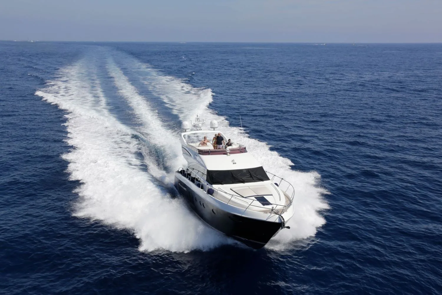 PRINCESS V64 - yacht charter photo 3