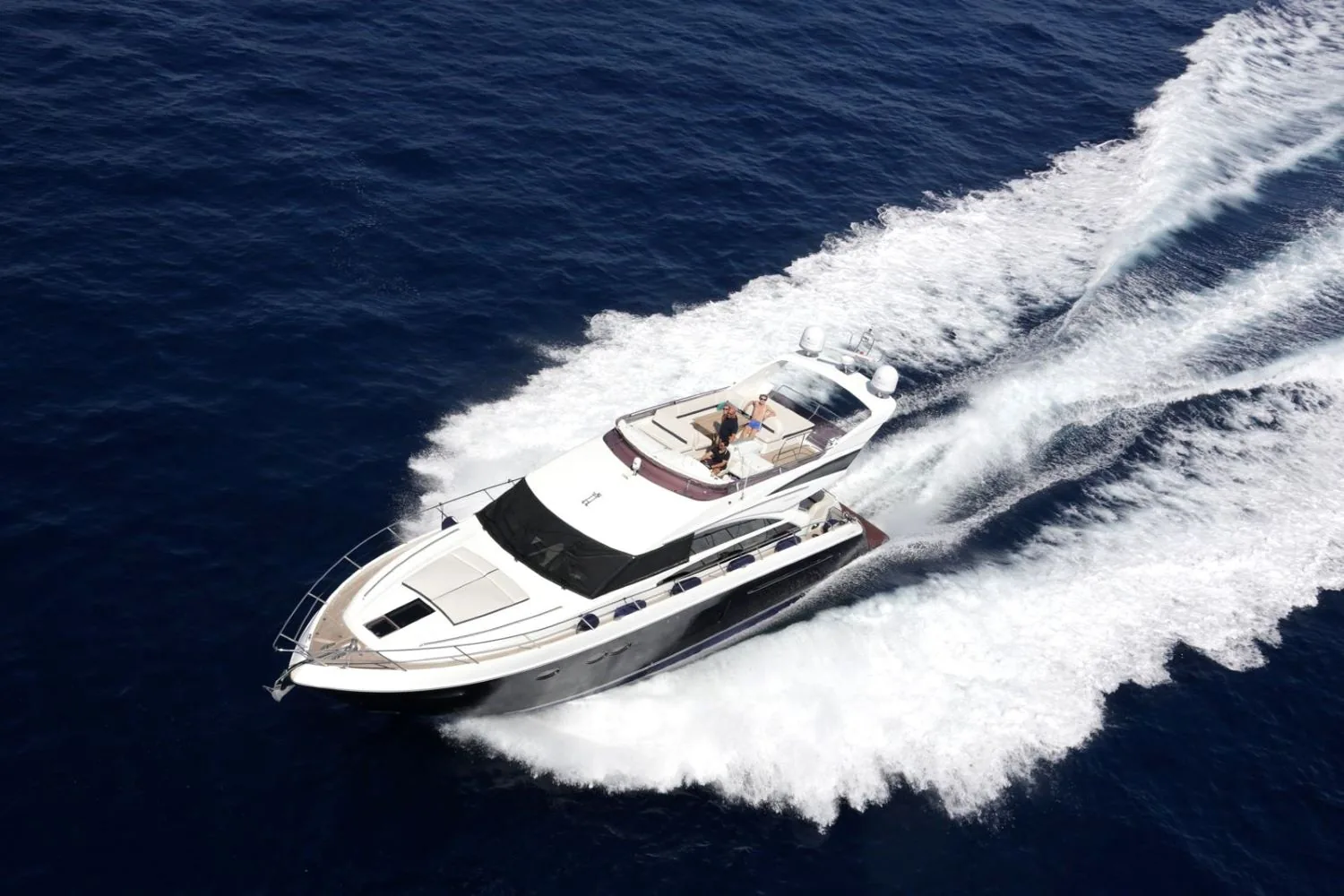 PRINCESS V64 - yacht charter photo 5