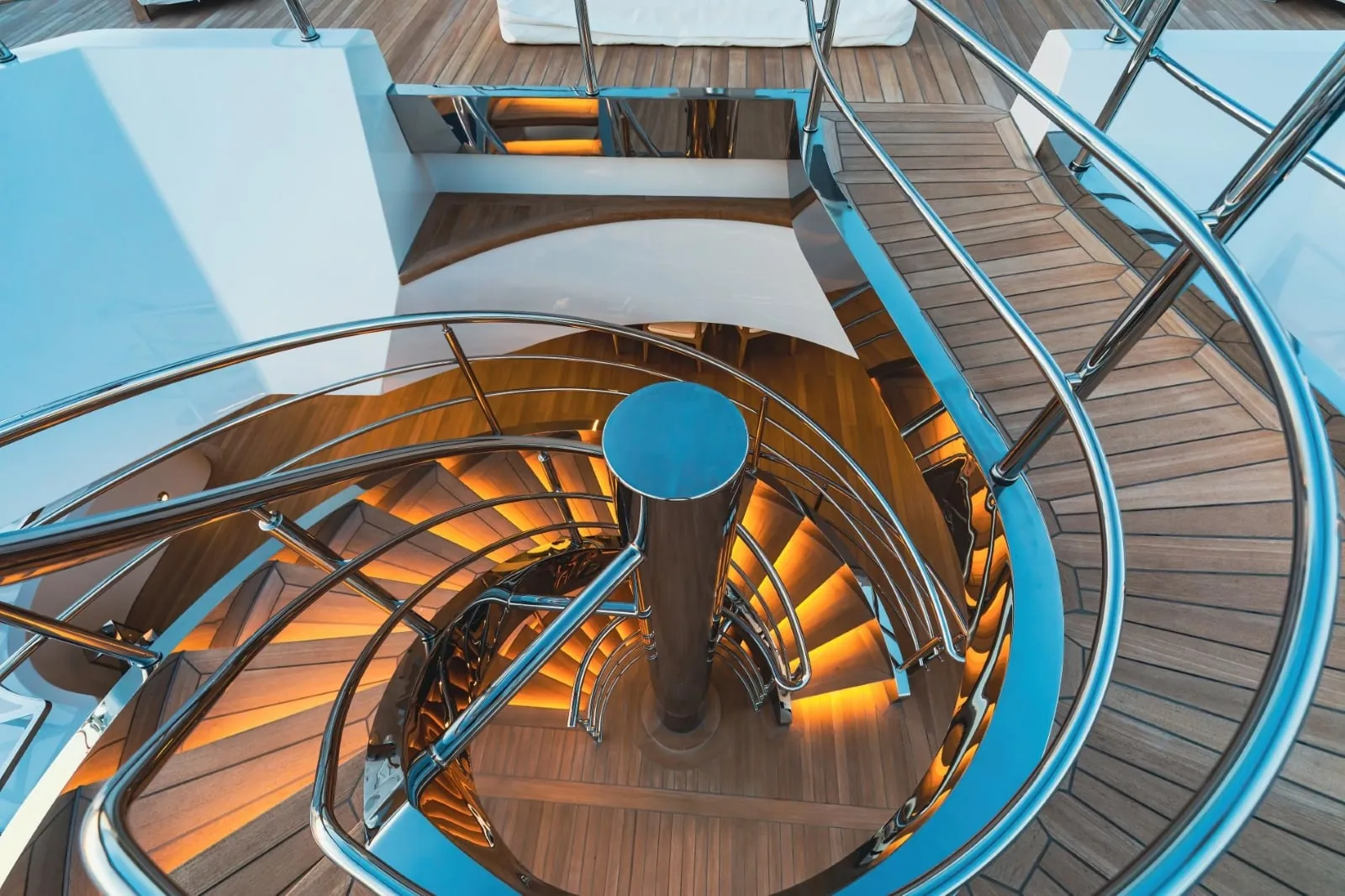 PROJECT X - yacht charter photo 7