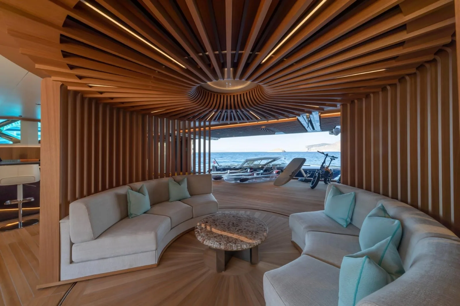 PROJECT X - yacht charter photo 11