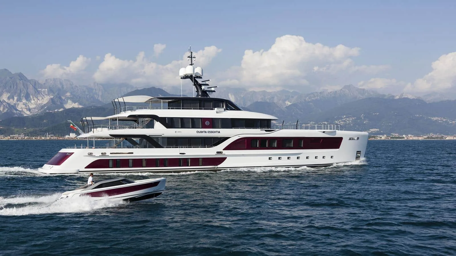 QUINTA ESSENTIA - yacht charter photo 2