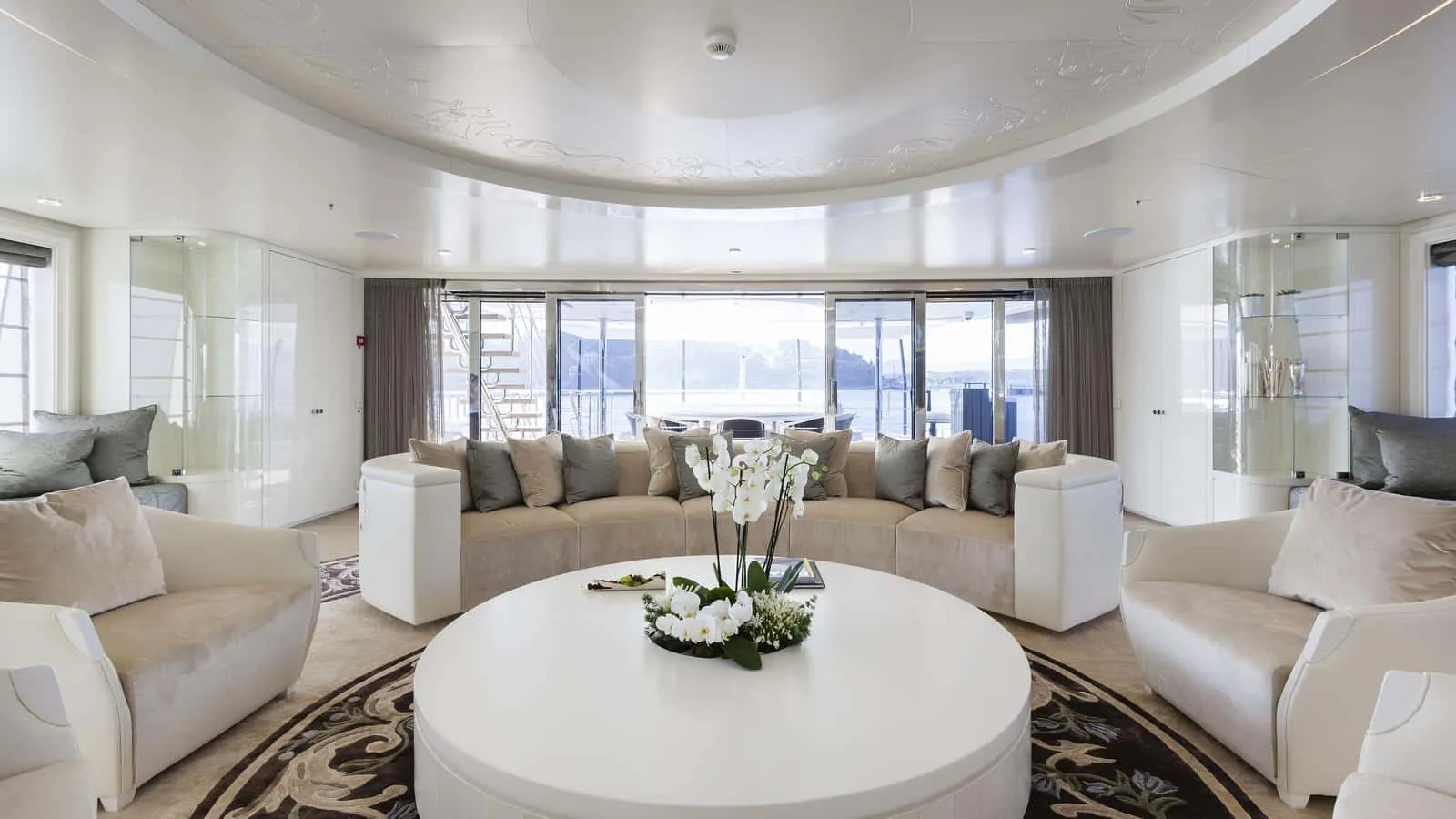 QUINTA ESSENTIA - yacht charter photo 16