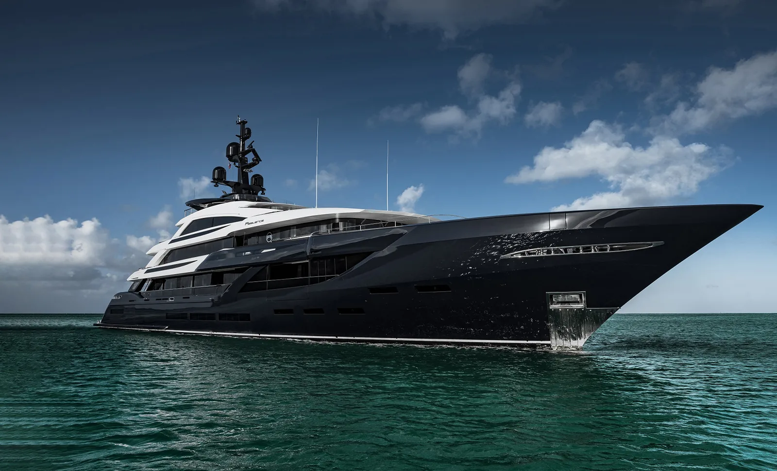 RESILIENCE - yacht charter photo 2