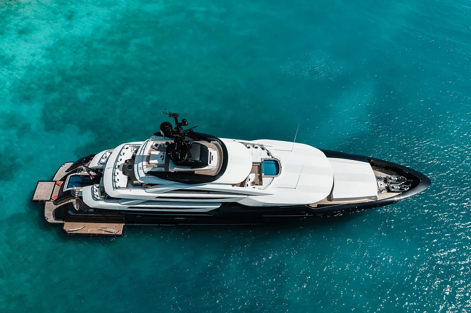 RESILIENCE - yacht charter photo 4