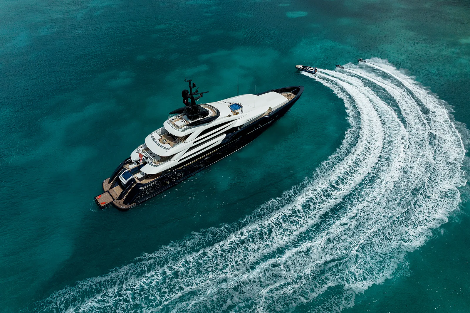 RESILIENCE - yacht charter photo 5