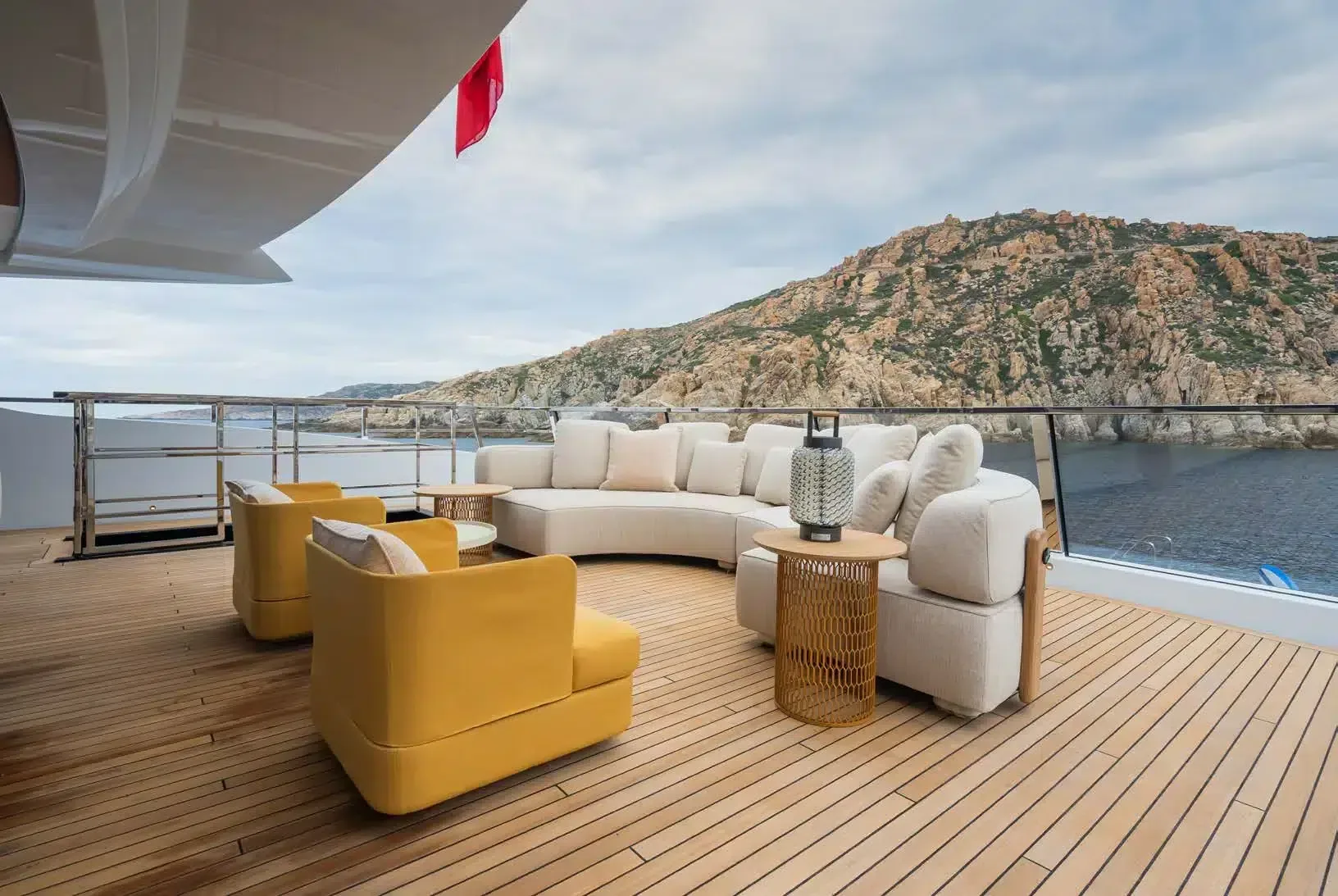 RMF - yacht charter photo 14