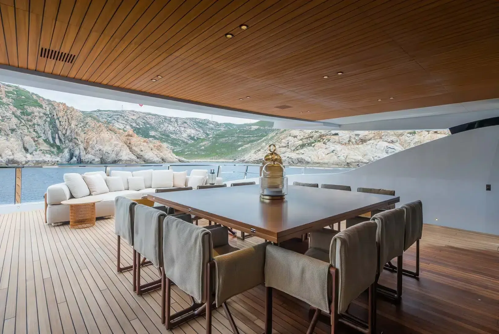 RMF - yacht charter photo 15